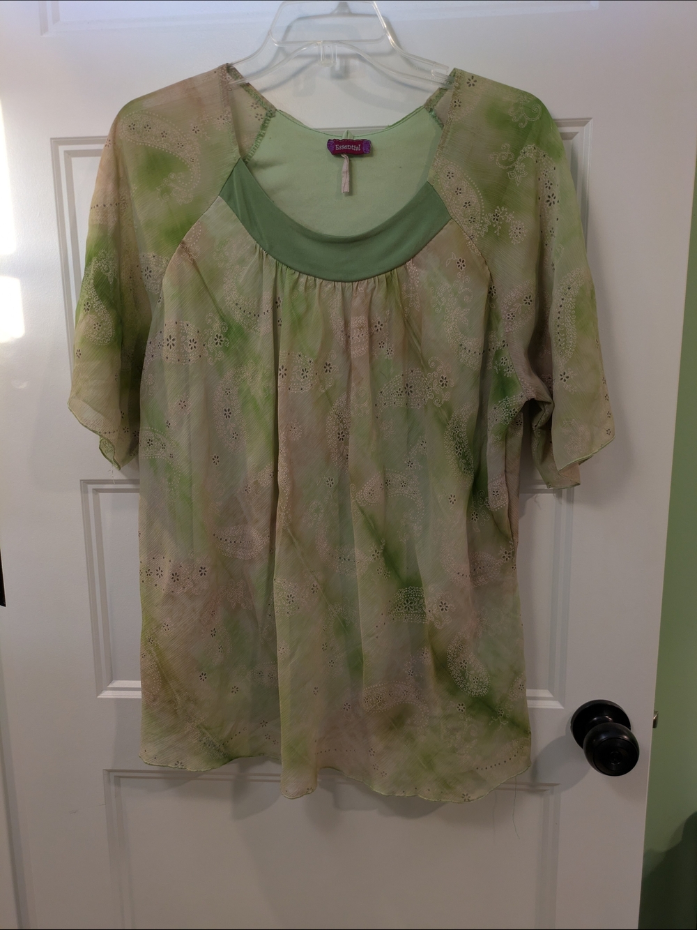 🔴 3/$15 Tie-Dye Eyelet Blouse with Scoop Yoke